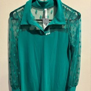 NY Collection size petite M women’s blouse.